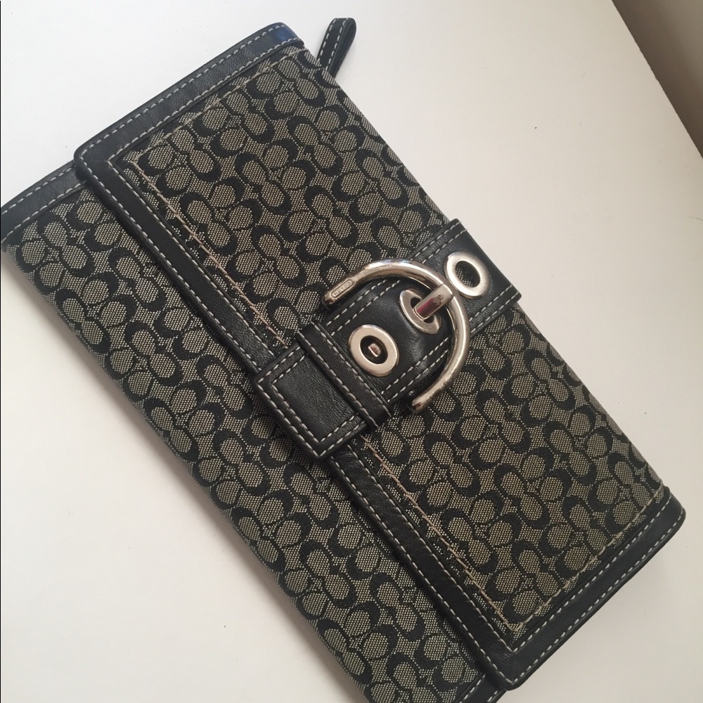 Coach wallet